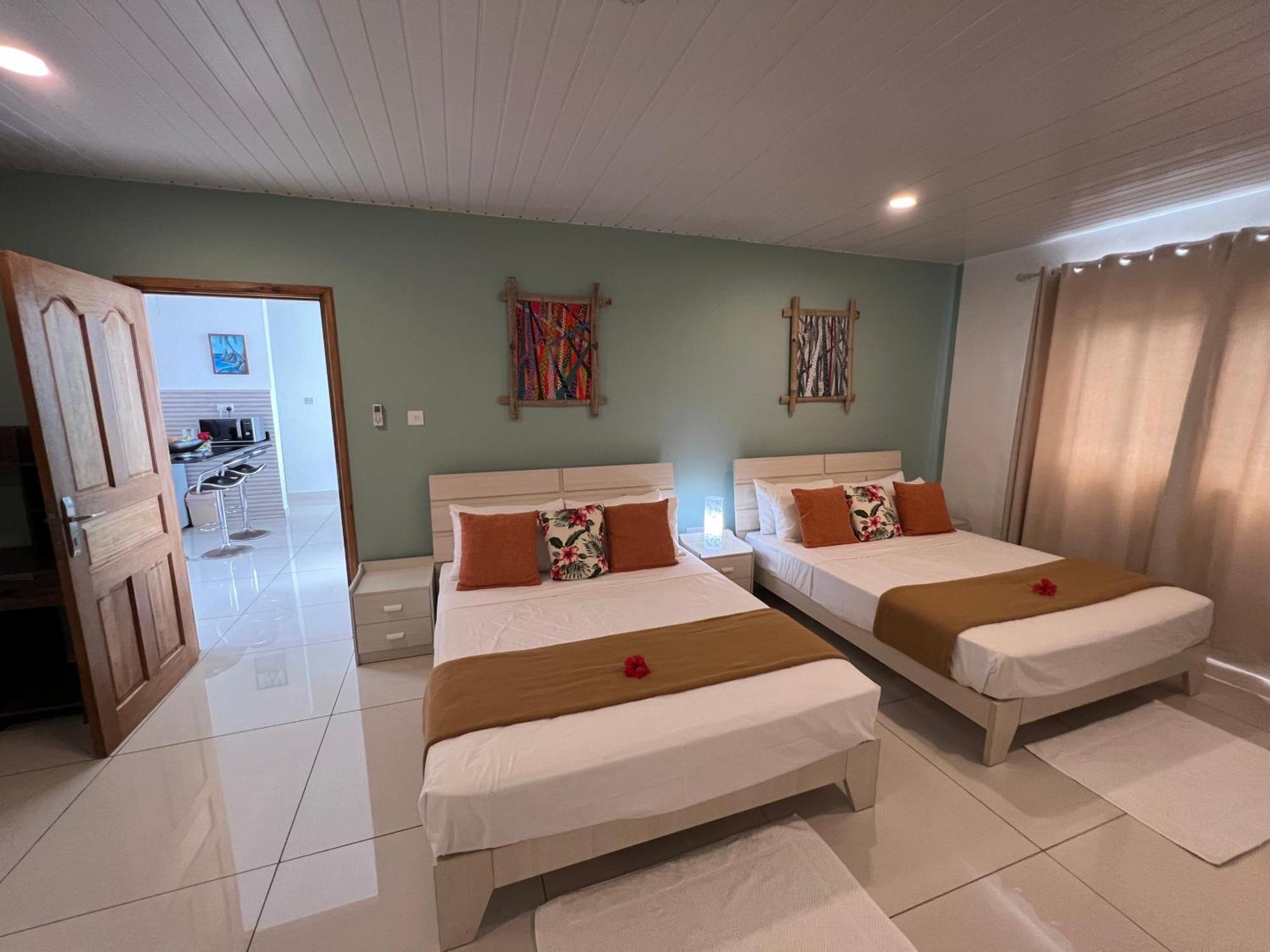 Creole Pearl Self-Catering Apartment Victoria Exterior foto