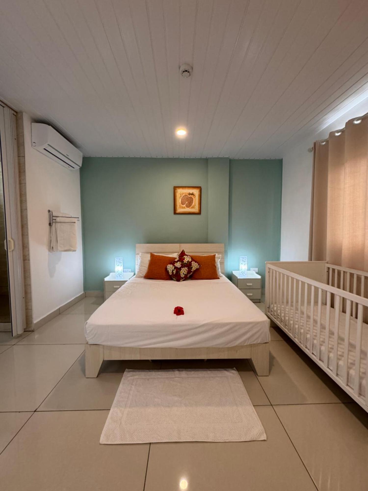 Creole Pearl Self-Catering Apartment Victoria Exterior foto